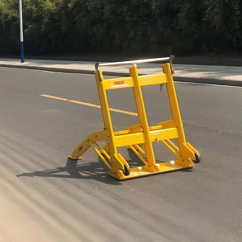 Elektrostatyczne opryskiwanie Żółta składalna aluminiowa bariera pojazdów mobilnych z kółami dla bezpieczeństwa drogowego