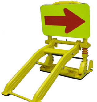 Składana przenośna zapora drogowa o szerokości 660 mm z malowaniem proszkowym do stref budowy